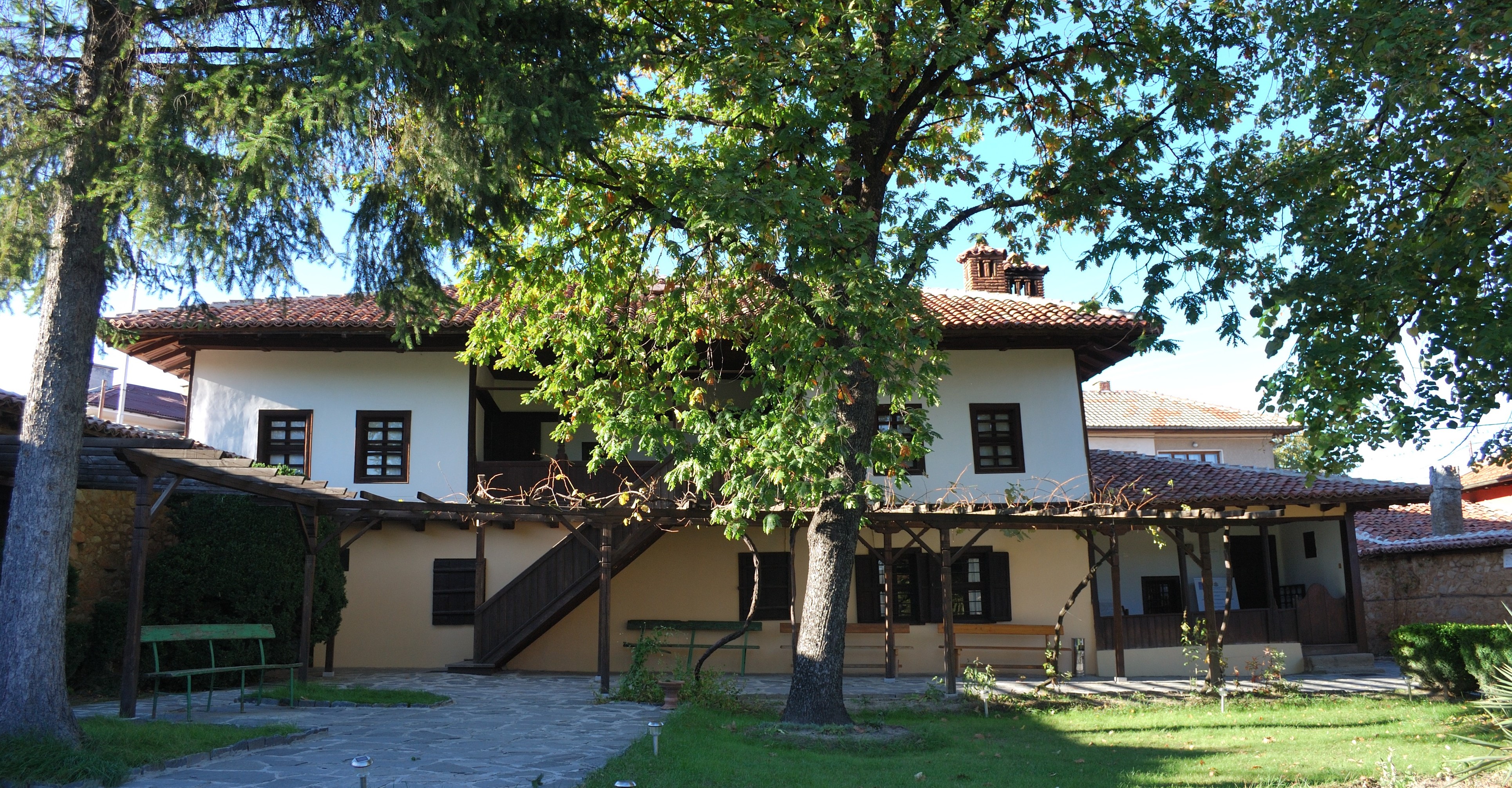 Панагюрище3